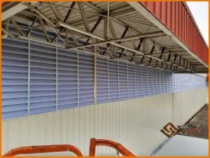 Veneziana Industrial Iluminação Veneziana Industrial Iluminação - PVC para maximizar entrada de luz natural com resistência e durabilidade em ambientes industriais.