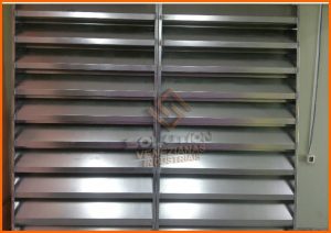 Veneziana Industrial Alumínio Veneziana Industrial Alumínio, oferecendo ventilação natural, resistência à corrosão e versatilidade para diferentes aplicações industriais