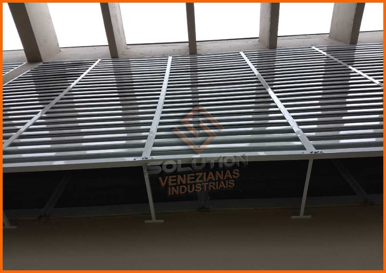 veneziana industrial para fachada