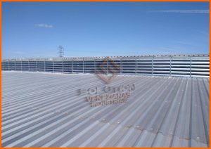 Lanternins Industriais Solution Lanternins Industriais Solution ventilação eficiente com estrutura em aço galvanizado para ambientes industriais
