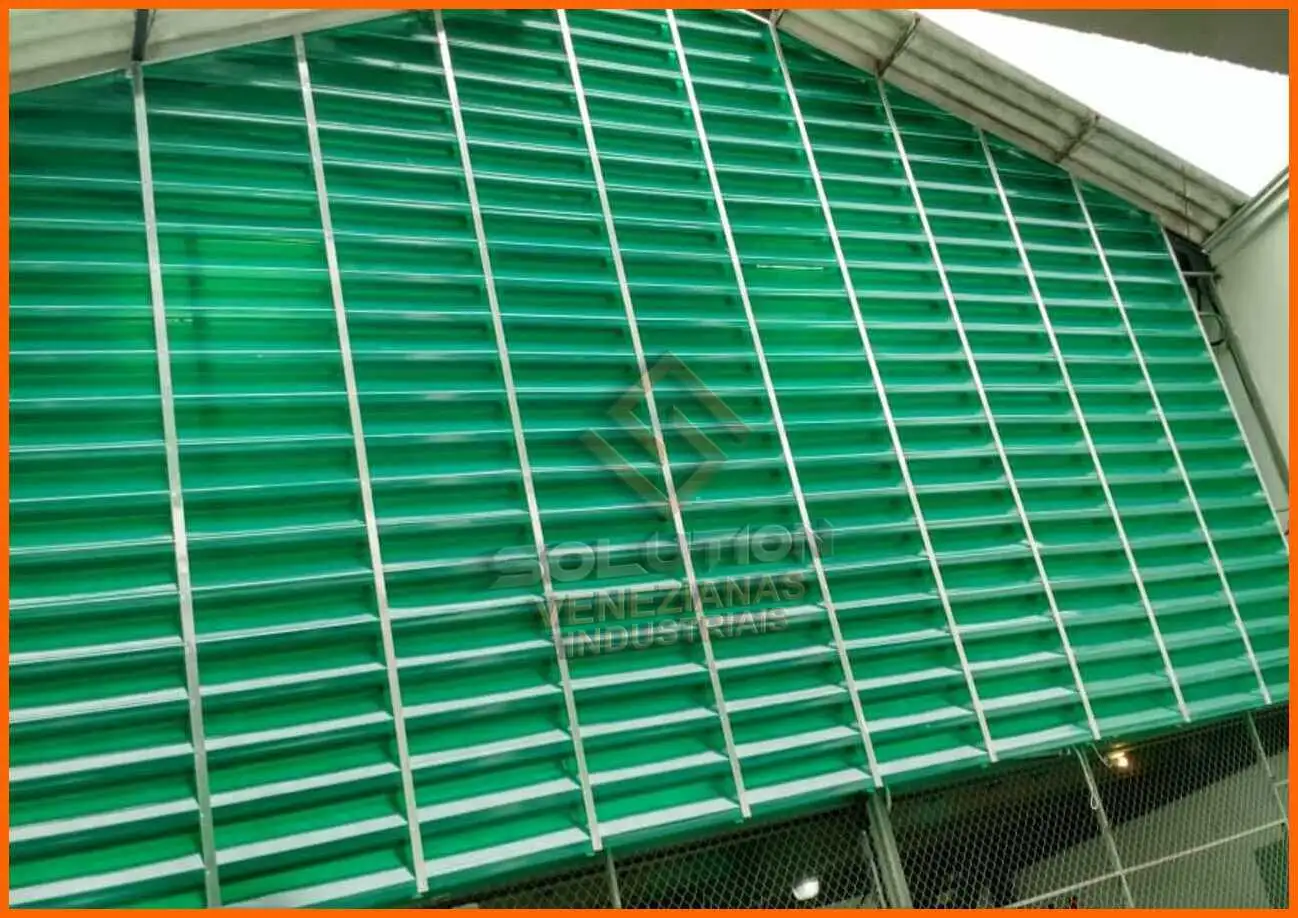 veneziana industrial para seu galpão