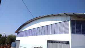 Veneziana de Fibra de Vidro Veneziana de Fibra de Vidro com alta resistência a condições adversas, ideal para ambientes industriais com umidade e Calor