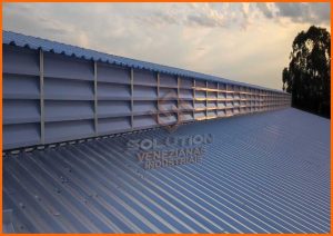 Veneziana Industrial Ventilada Veneziana Industrial Ventilada que promove redução do uso de energia com ventilação natural eficiente em galpões industriais