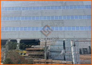 Veneziana Industrial em PVC Brasil Veneziana Industrial em PVC Brasil com montagem ágil e simples, ideal para ventilação natural e instalação rápida em galpões industriais