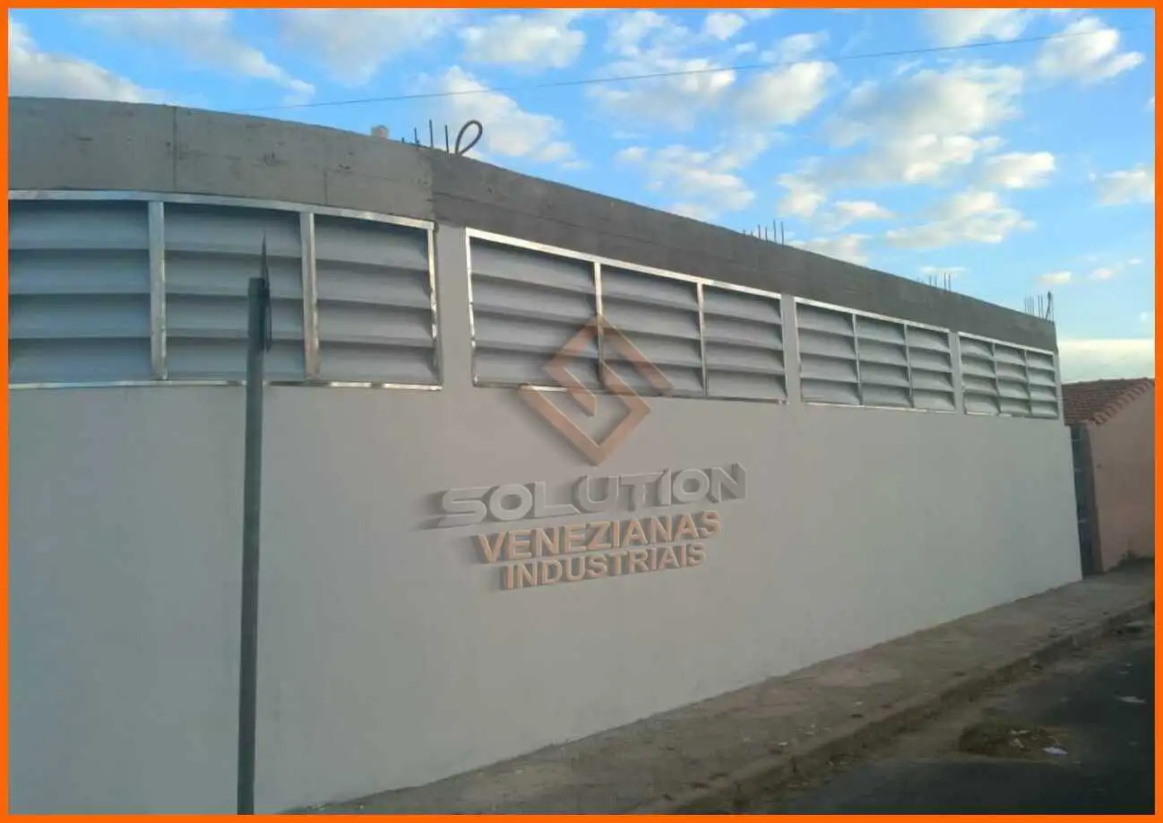 veneziana para galpões industriais