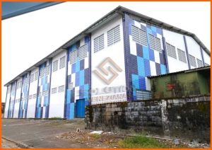 Veneziana para galpão industrial Veneziana para galpão industrial preço com iluminação natural superior, ideal para reduzir custos energéticos e melhorar a ventilação em ambientes industriais