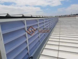 Lanternim Melhores Práticas para Arquitetos em projetos industriais que exigem ventilação natural, resistência ao tempo e eficiência térmica.