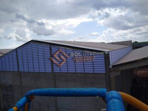 Veneziana Industrial e Eficiência Veneziana Industrial e Eficiência – Otimização da Luz Natural nos projetos industriais
