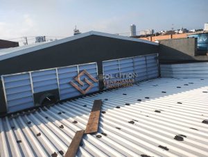 Lanternim para Projetos Lanternim para Projetos Entendendo a Importância do Lanternim para ventilação natural e conforto térmico industrial