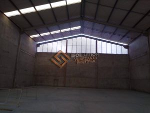 Veneziana Industrial Ideal para Galpões - Durabilidade Perfeita com estrutura resistente e acabamento em aço galvanizado