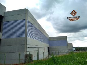 Veneziana Industrial maximizando Veneziana Industrial maximizando conforto com controle de temperatura
