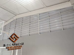 Veneziana Industrial Funcionalidade Veneziana Industrial Funcionalidade Superior e Design Robusto e Durável