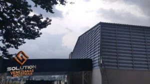 Veneziana Industrial Custos Reduzidos Veneziana Industrial Custos Reduzidos e Menor Necessidade de Manutenção com Solution