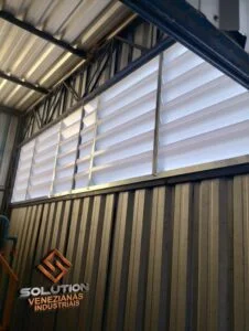 Veneziana Industrial Ambientes Veneziana Industrial Ambientes mais Frescos com Ventilação Natural Eficiente