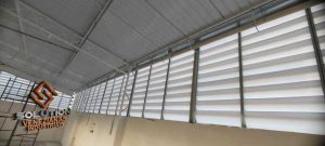 Veneziana Industrial Performance Veneziana Industrial Performance Superior com ventilação eficiente e materiais de alta durabilidade