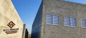 Janelas Industriais Solution duráveis com foco em eficiência energética, ideais para galpões industriais que buscam ventilação natural e economia de energia