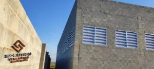 Veneziana industrial Sua Melhor Veneziana Industrial Alta Qualidade para ventilação e iluminação eficiente