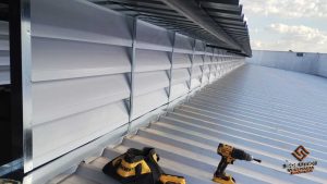 Lanternim Ventilação e Iluminação Lanternim Ventilação e Iluminação Solution: economia energética e sustentabilidade industrial