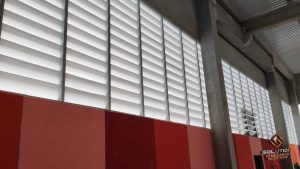 Veneziana Industrial na Arquitetura Veneziana Industrial na Arquitetura com design moderno e ventilação eficiente