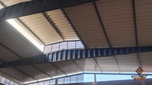 Lanternim Estética em Projetos Lanternim Estética em Projetos proporcionando iluminação natural e ambientes agradáveis