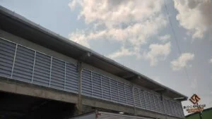 Veneziana Industrial na Sua Fábrica Veneziana Industrial na Sua Fábrica com ventilação e conforto térmico