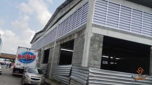 Veneziana Industrial no Fluxo de Ar Veneziana Industrial no Fluxo de Ar com Redução de Umidade em ambientes industriais