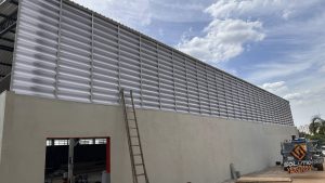 Veneziana Industrial Reduza Custos com ventilação eficiente e durabilidade