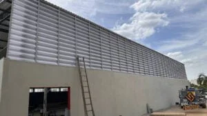 Veneziana Industrial Reduza Custos com ventilação eficiente e durabilidade