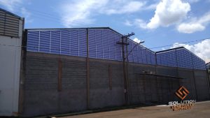 Veneziana Industrial Mais Luz Interna Veneziana Industrial Mais Luz Interna: Eficiência e Conforto no Ambiente de Trabalho