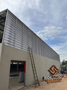 Veneziana Industrial Sob Medida Veneziana Industrial Sob Medida Personalização de Materiais para máxima eficiência e durabilidade