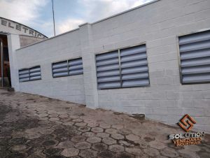 Veneziana Industrial Ecoeficiência Características da Veneziana Industrial Ecoeficiência para projetos sustentáveis