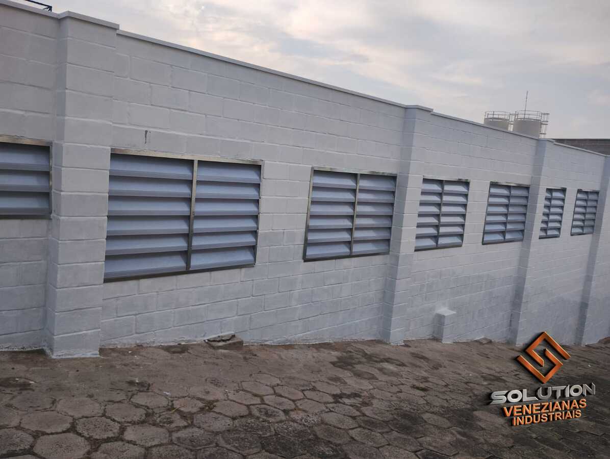 veneziana industrial sucesso