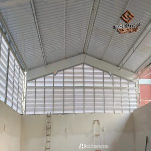Venezianas Industriais em Fábricas Venezianas Industriais em Fábricas garantindo circulação de ar eficiente e conforto térmico