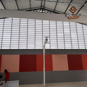 Veneziana Industrial Fácil Manutenção Veneziana Industrial Fácil Manutenção com eficiência e praticidade para galpões industriais