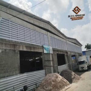 Veneziana Industrial para Fachadas Veneziana Industrial para Fachadas com design moderno e ventilação eficiente