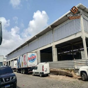 Veneziana Industrial Galpões Arejados Veneziana Industrial Galpões Arejados com eficiência em ventilação e conforto térmico
