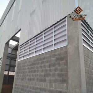Venezianas Industriais para Indústria Benefícios das Venezianas Industriais para Indústria - Ventilação, conforto e durabilidade