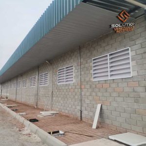 Veneziana Industrial Espaços Arejados Veneziana Industrial Espaços Arejados garantindo maior produtividade e ventilação no ambiente de trabalho