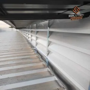 Lanternim para Indústrias Modernas Lanternim para Indústrias Modernas com ventilação contínua e iluminação natural