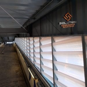 Veneziana Industrial Mais Claridade A Solução Definitiva da Solution para Ambientes Mais Iluminados Veneziana Industrial Mais Claridade da Solution para ambientes industriais iluminados com luz natural