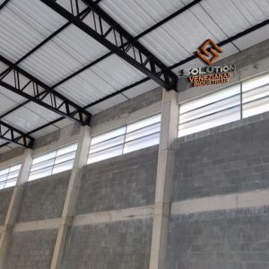 Como a Veneziana Industrial para Barracão contribuem para a iluminação natural Veneziana Industrial para Barracão com ventilação eficiente e durabilidade