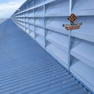 Eficiência Estrutural e Funcional do Lanternim Telhado nos Projetos Industriais Eficiência do Lanternim Telhado em projetos industriais com ventilação e iluminação natural