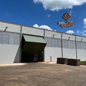 Iluminação Natural como Aliada da Produtividade com Veneziana Industrial Valor Justo