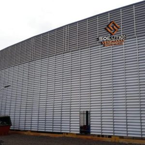 Conforto Térmico com a Veneziana Industrial Em Toda Obra A Solução para Ambientes Industriais Equilibrados Conforto Térmico com a Veneziana Industrial Em Toda Obra – solução para ambientes industriais equilibrados"