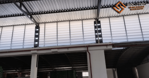 Veneziana Industrial Luz Constante Veneziana Industrial Luz Constante com iluminação contínua e eficiência térmica