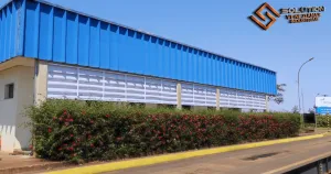 Veneziana Industrial Entrada De Ar Veneziana Industrial Entrada De Ar para ventilação natural e eficiência térmica