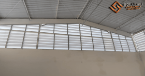 Veneziana Industrial Luz no Ambiente com durabilidade e desempenho contínuo