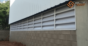 Venezianas Industriais Alta Performance com tecnologia avançada para máxima ventilação e economia energética em ambientes industriais